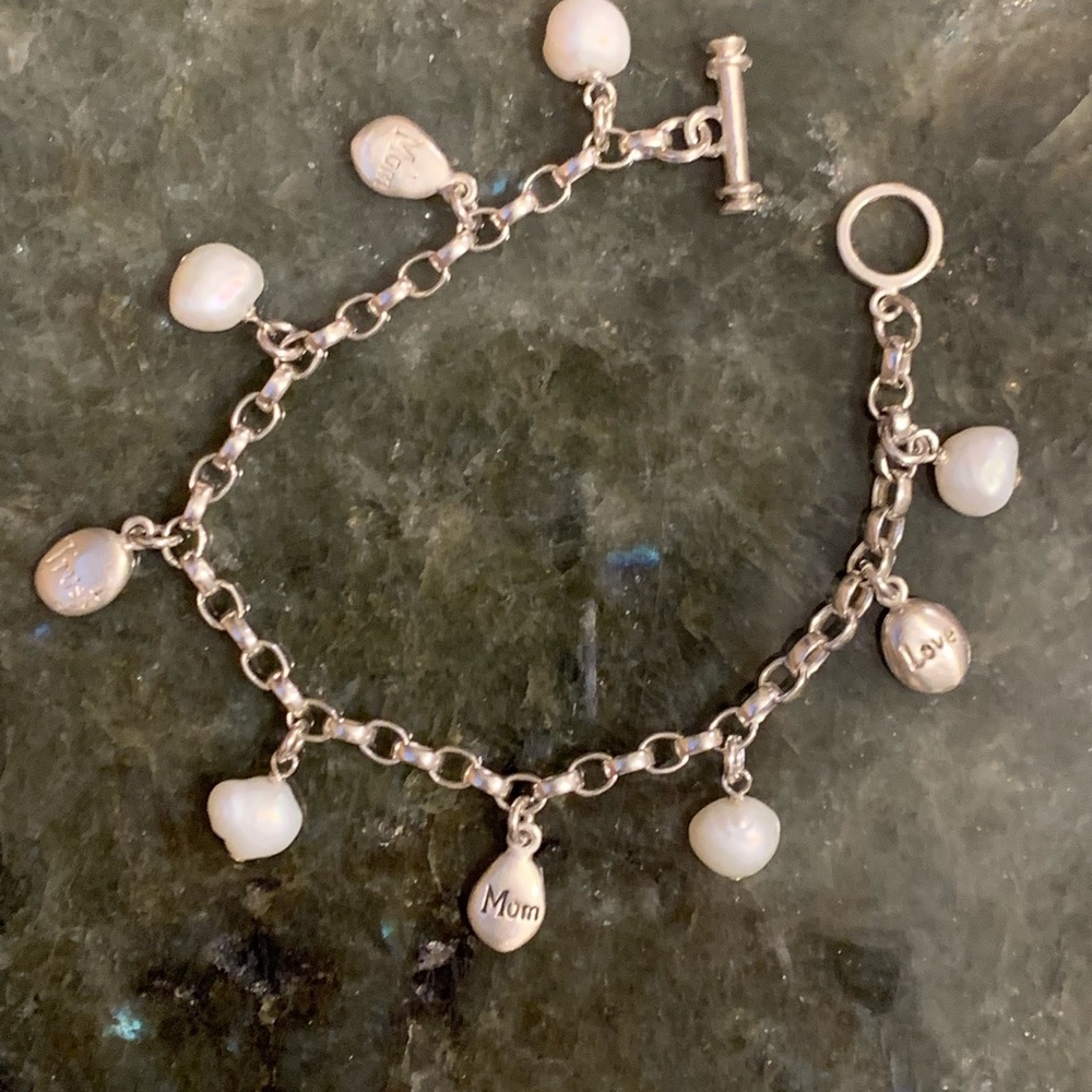 GORGEOUS sterling/freshwater pearl “Mom” bracelet - Picture 5 of 5